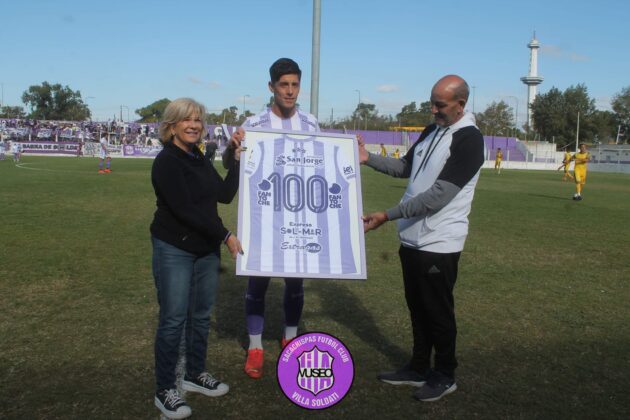 LUCAS FERNANDEZ CON SU CAMISETA N°100