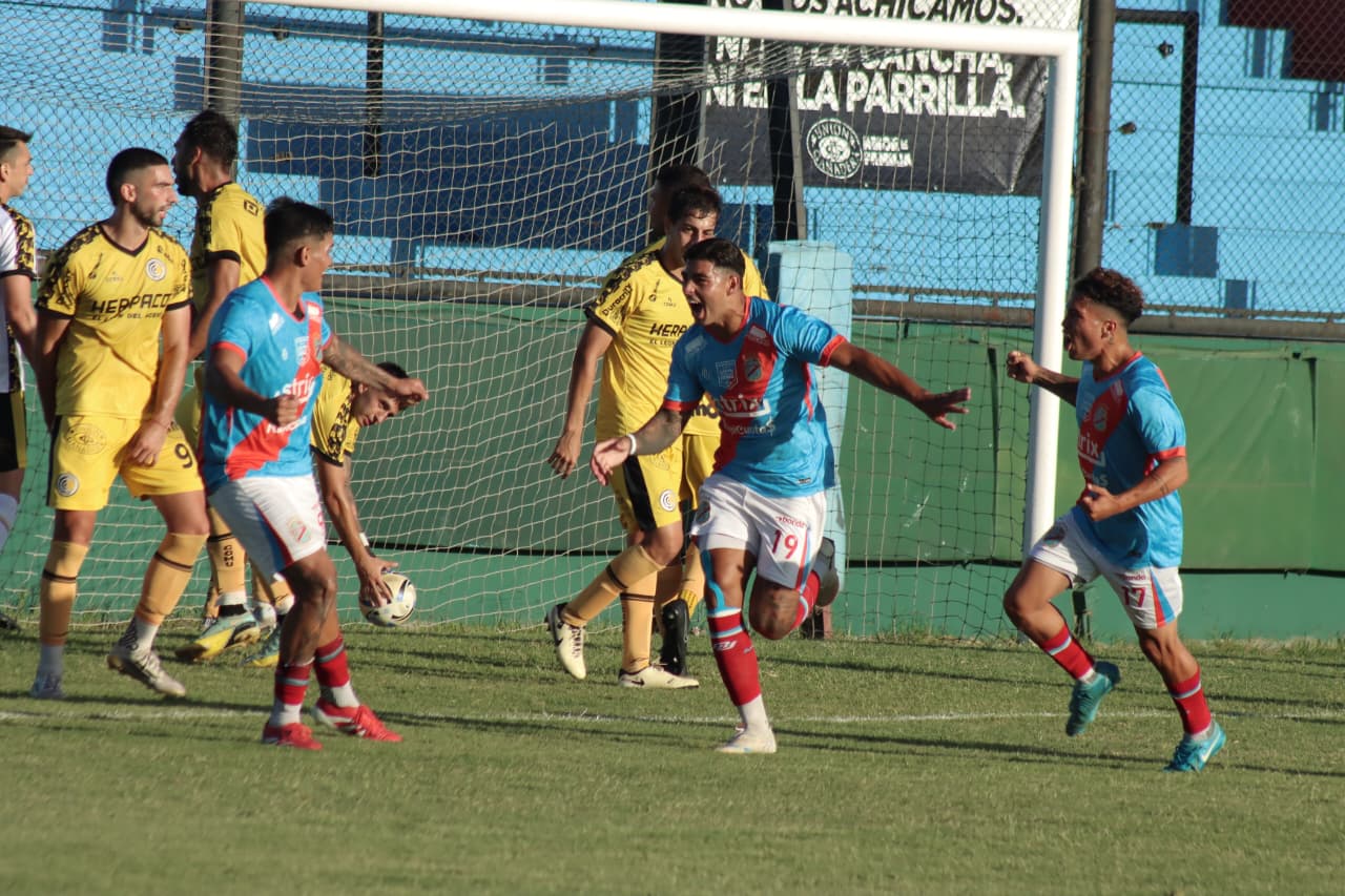 Arsenal de Sarandi Comunicaciones